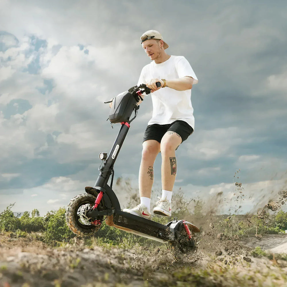 iSinwheel Off-Road E-Scooter GT2 RangeMaster Elektromos Roller 1000W Minden-Terep Összecsukható Off-Road E-Roller APP-pal