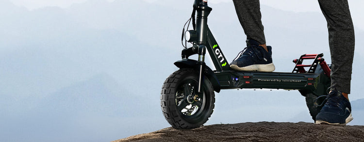 Fekete elektromos roller GT1 honlap banner